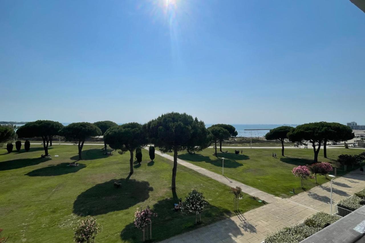 Le Mistral Appartement Standing Avec Vue Mer Exceptionnelle En 1Ere Ligne Ле-Гро-дю-Руа Экстерьер фото