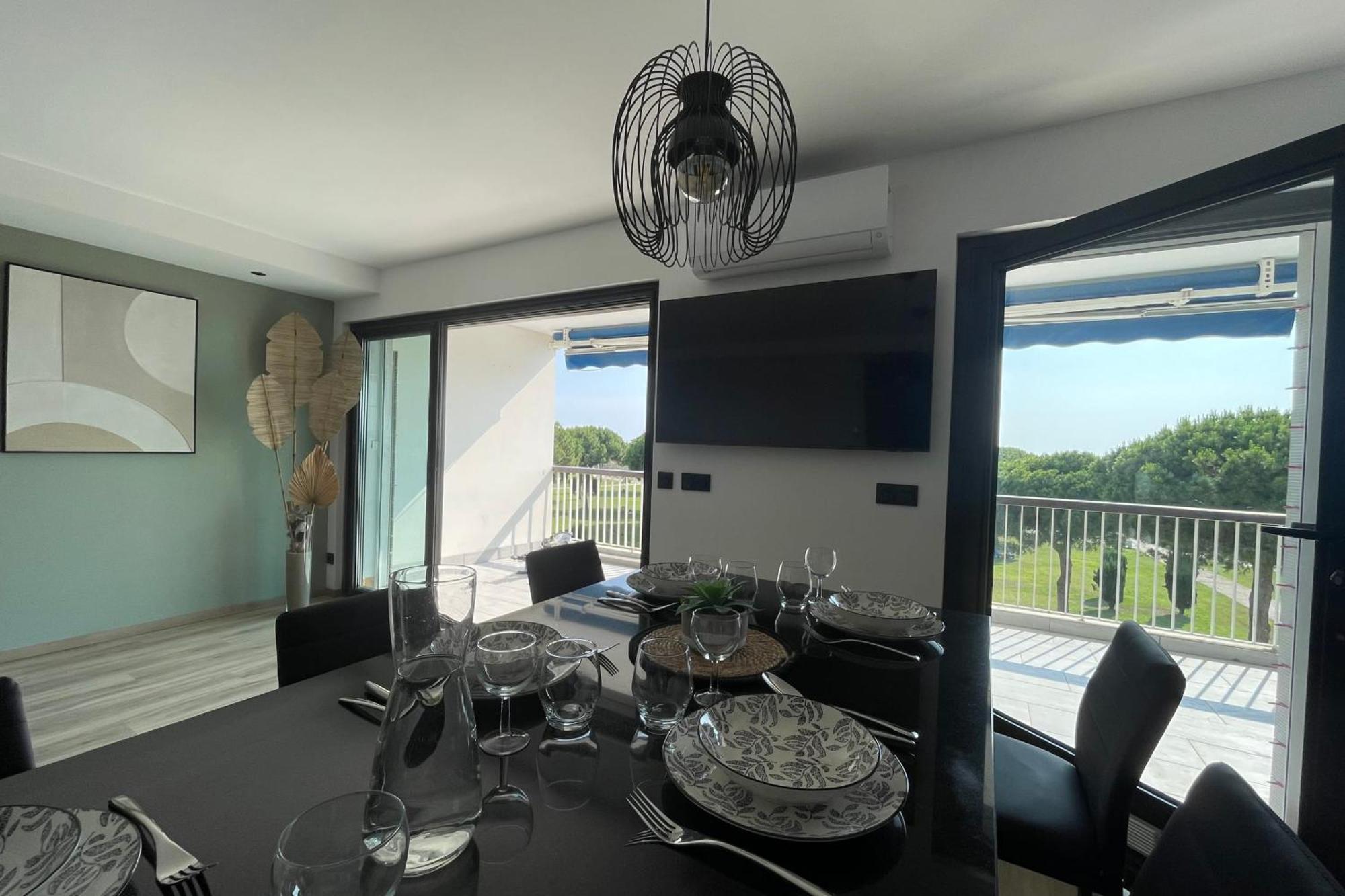 Le Mistral Appartement Standing Avec Vue Mer Exceptionnelle En 1Ere Ligne Ле-Гро-дю-Руа Экстерьер фото