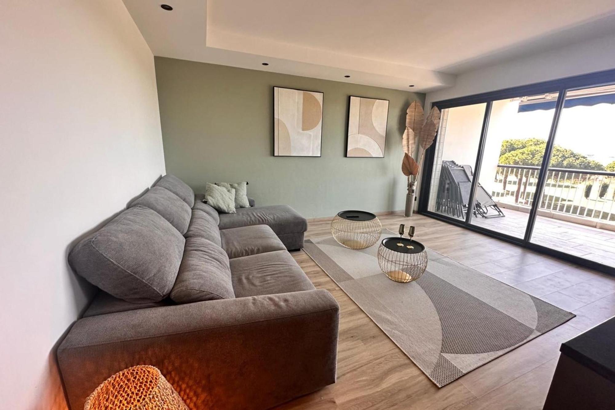 Le Mistral Appartement Standing Avec Vue Mer Exceptionnelle En 1Ere Ligne Ле-Гро-дю-Руа Экстерьер фото
