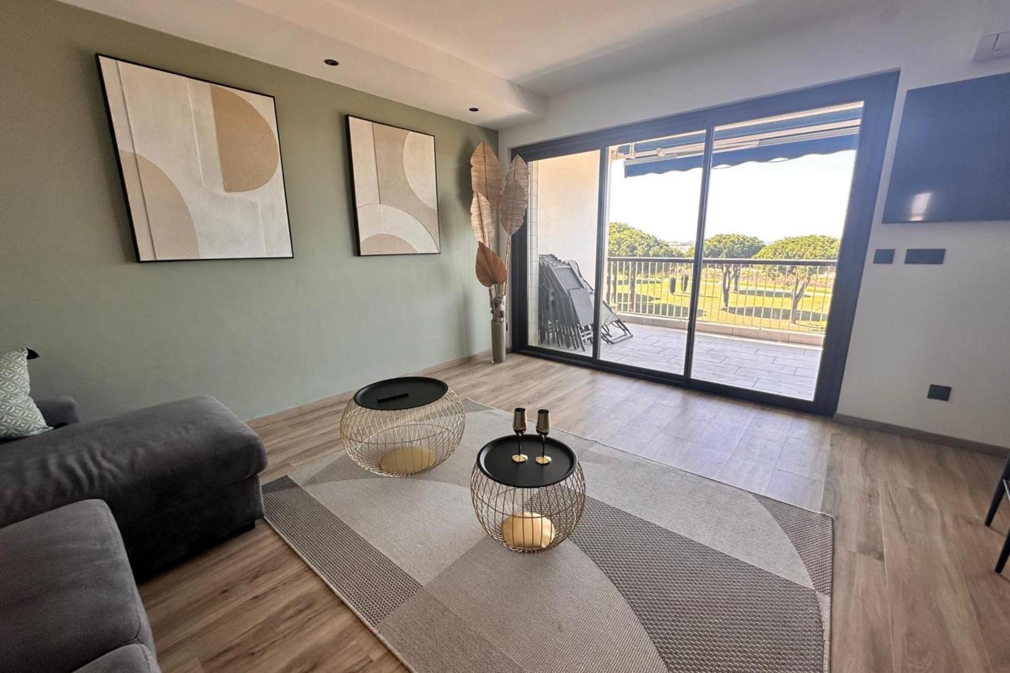 Le Mistral Appartement Standing Avec Vue Mer Exceptionnelle En 1Ere Ligne Ле-Гро-дю-Руа Экстерьер фото