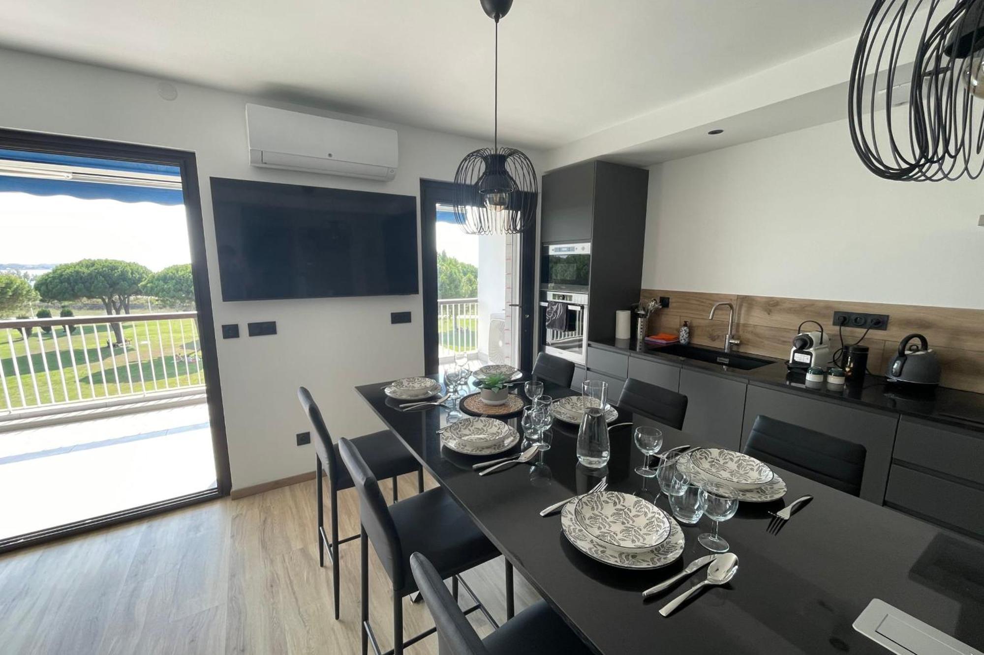 Le Mistral Appartement Standing Avec Vue Mer Exceptionnelle En 1Ere Ligne Ле-Гро-дю-Руа Экстерьер фото